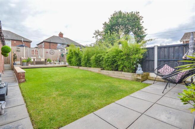 3 bed Semi-Detached for sale Image 11