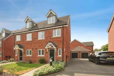 Oak Tree Close, Burton Green, Kenilworth