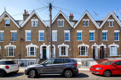 Auckland Road,
Battersea, SW11
