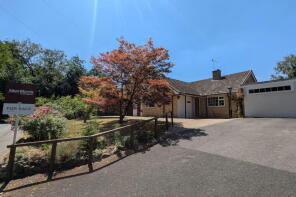 7, Old Road North, Kempsey WR5 3JZ