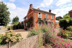 5, Warwick Lane, St Johns, Woking GU21 7RP