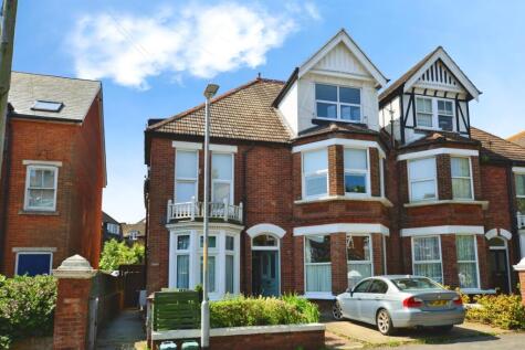 Kingsnorth Gardens, Folkestone, Kent, CT20