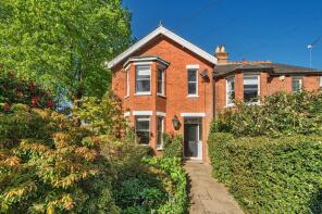 1, Furze Platt Road, Maidenhead SL6 7ND