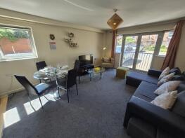 Serviced Apartment 41, Fremington Court, Upper York Street, Coventry CV1 3GQ