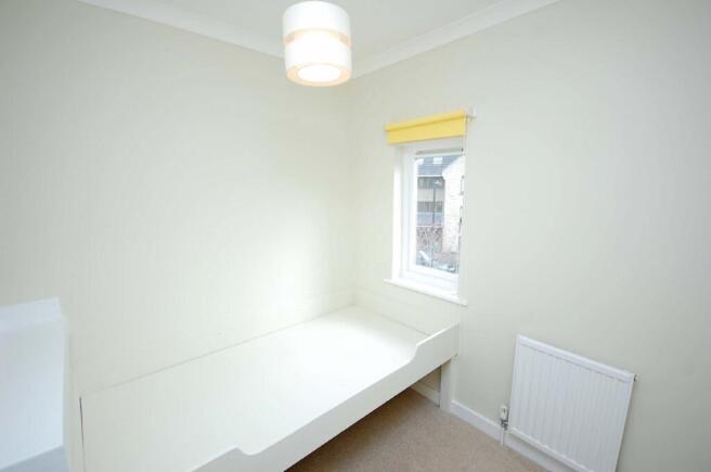 3 bed Semi-Detached to rent Image 10