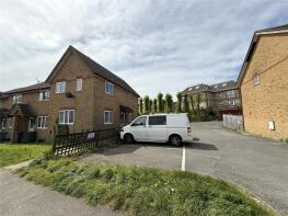 151, Arctic Road, Cowes PO31 7XS