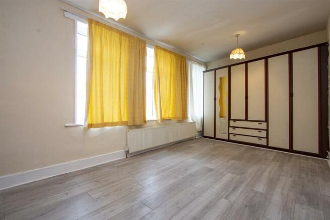 61 Kenlor Road SW17 bedroom 2.jpg