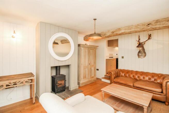 2 bed Cottage to rent Image 4