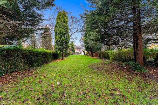 Broadoaks Road, Sale photo 4