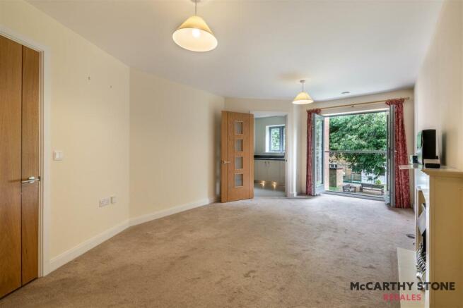 1 bed Apartment for sale Image 4