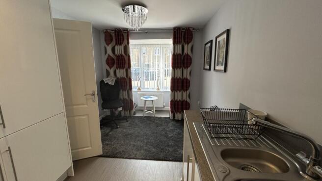 3 bed Detached for sale Image 6