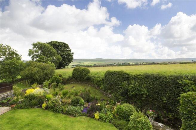 Garden & View