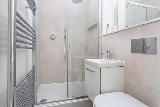 2 bed Duplex for sale Image 11