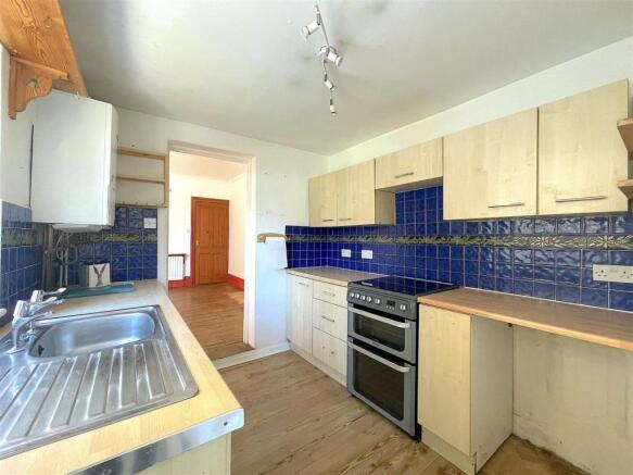 Kitchen (1).jpeg