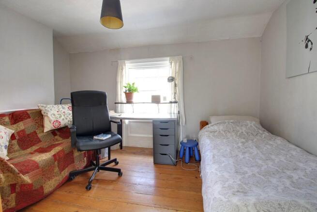 Bedroom 4 (Double)