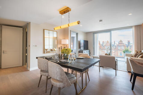 Gareth Mansions, Paddington, London, W2