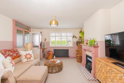 Foxcombe Road, Whitchurch