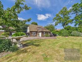 9 Oak Tree Corner, Rectory Park, Hastings TN35 4EU