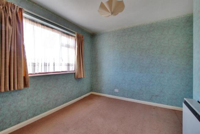 Bedrooom 2.jpg