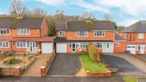 7, Essex Avenue, Kingswinford DY6 9RH