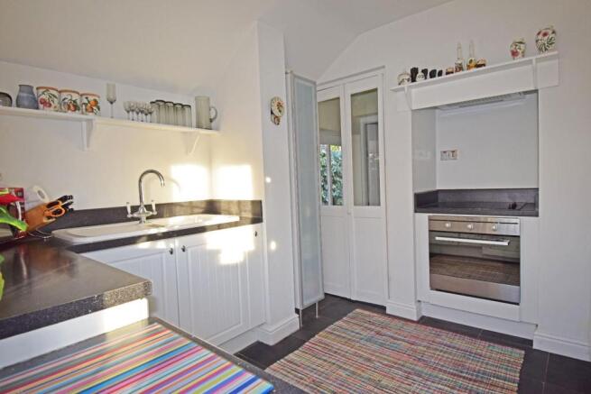 136 Old Birmingham Road, kitchen 1.jpg
