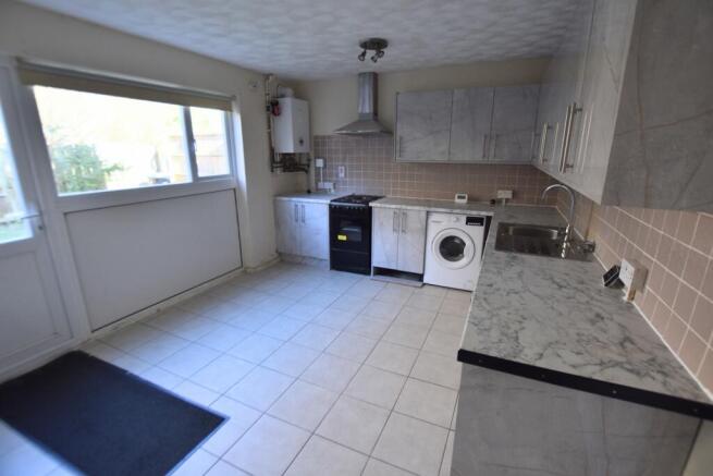 19 Buckman Close kitchen