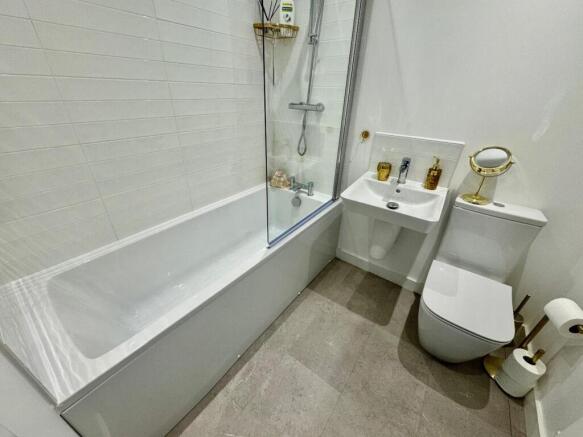 3 bed Detached for sale Image 10