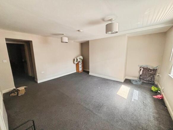 7 bed Apartment for sale Image 3