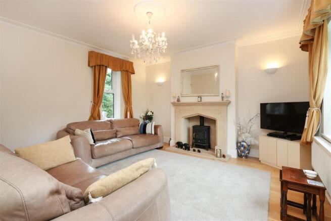 Sitting Room.jpg