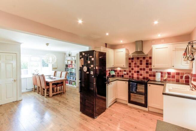Kitchen Dining Area
