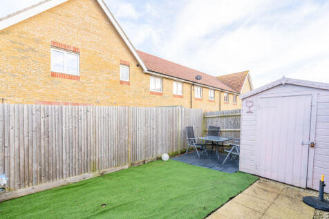 First Floor Flat with Garden, Meadowsweet Way, Chichester