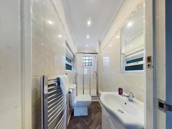 Shower room 