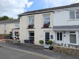 34, Tanywaun, Pen-rhos, Swansea SA9 1QY