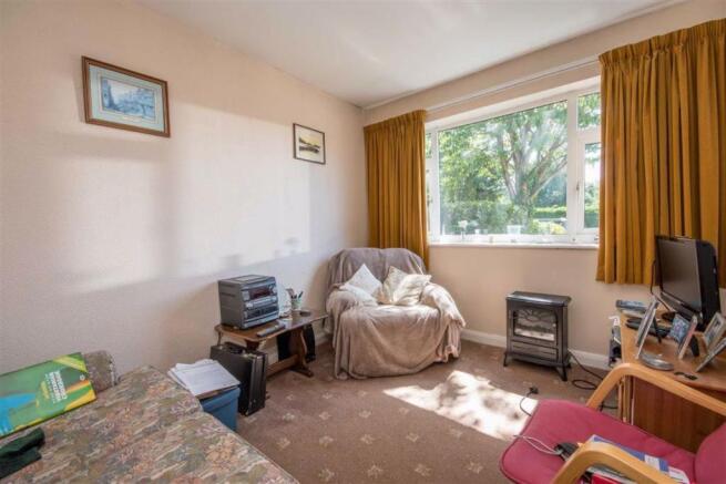 STUDY/BEDROOM FIVE