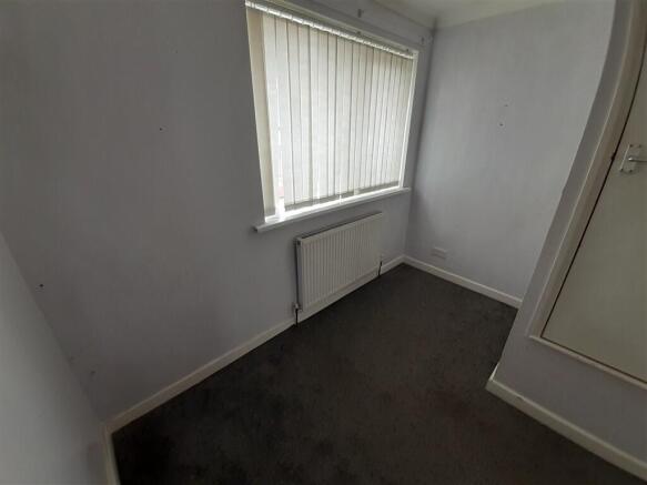 3 bed Semi-Detached for sale Image 10