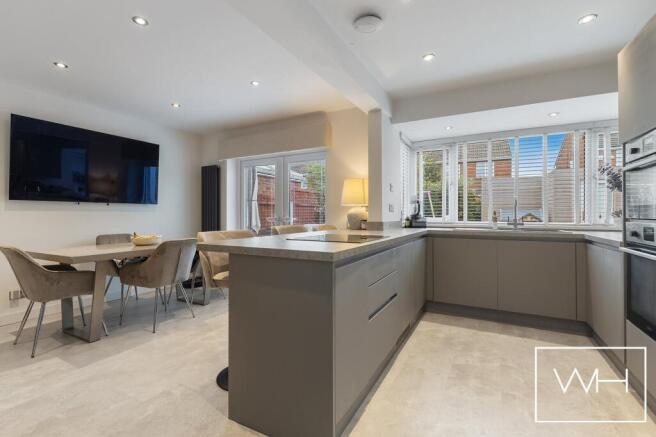 17 St Giles Gate, Cu