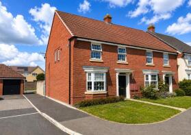 5, Dragonfly Close, Frome BA11 5BX