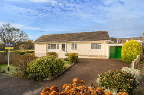 Langaller Close, Bovey Tracey, Newton Abbot, Devon