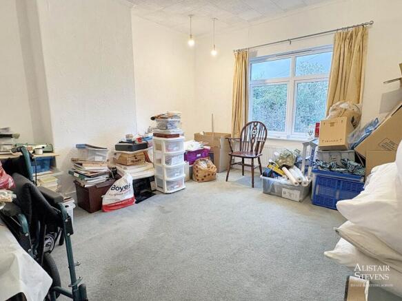 3 bed Semi-Detached for sale Image 11