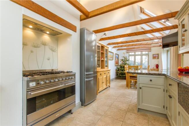 Kitchen dining room