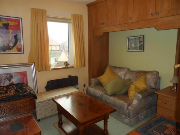 37 Oaktree Avenue, S
