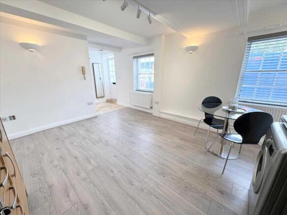 Kitchen / Lounge 14'