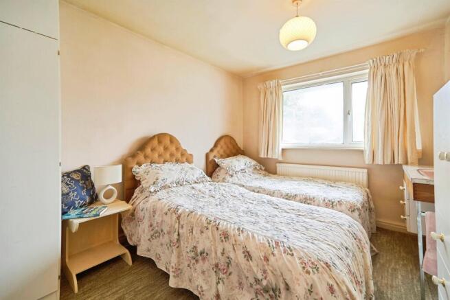 4 bed Detached for sale Image 12