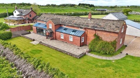 Woodford Road, Poynton, Cheshire