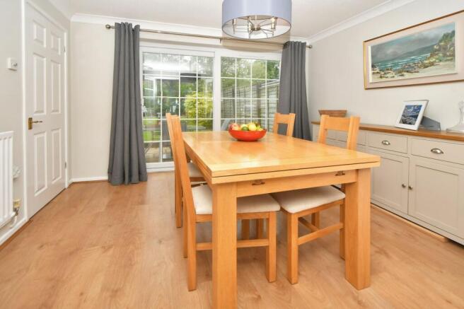 Dining room with sliding doors to the garden