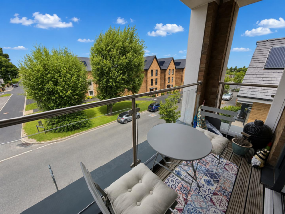 Balcony & Outlook