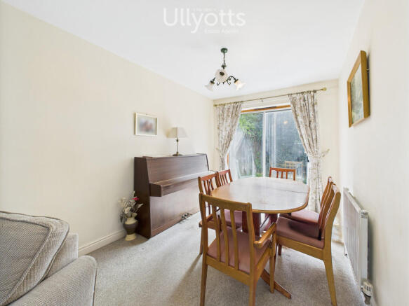 3 bed Semi-Detached for sale Image 4