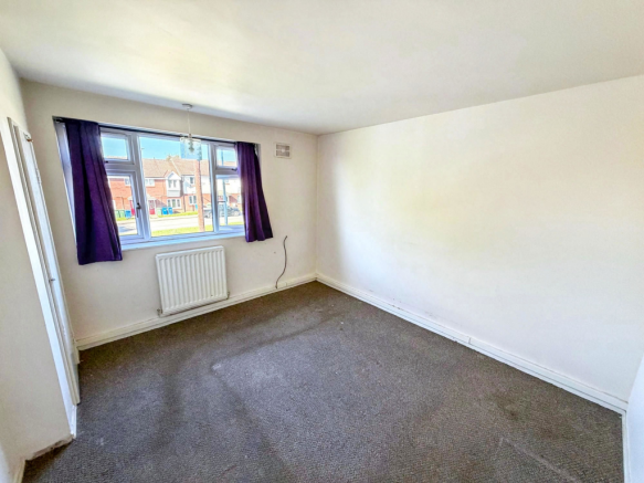 2 bed Apartment for sale Image 6