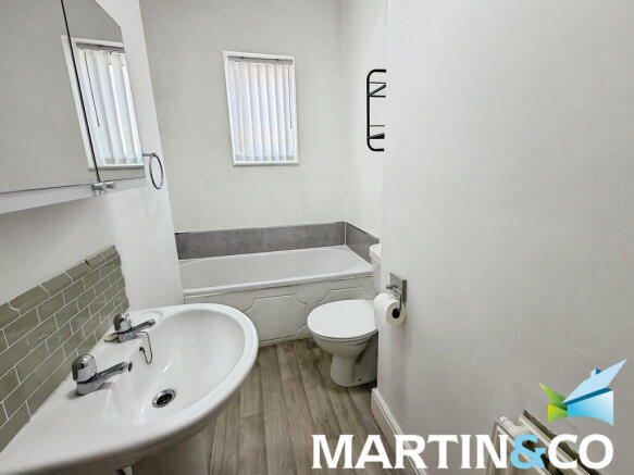 2 bed Terraced for sale Image 11