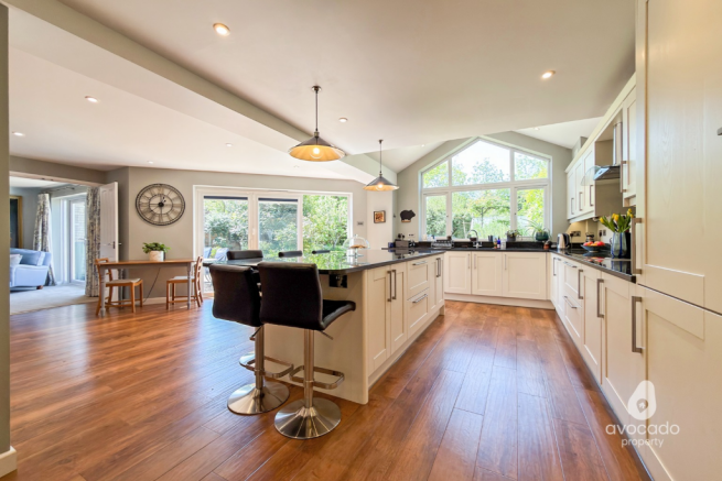 Bowyer Crescent, Wokingham, RG40 photo 4